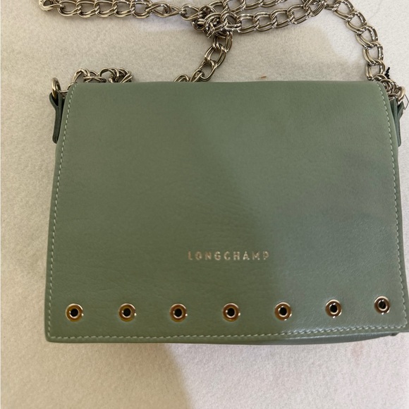 LONGCHAMP
Paris Rocks Lambskin Chain Crossbody Menthol - Picture 7 of 16
